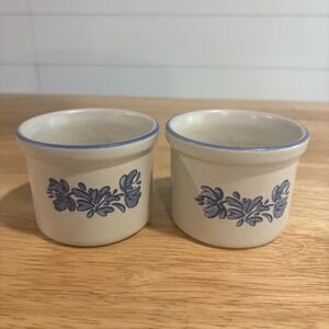Set Of 2 Vintage Pfaltzgraff Yorktowne 920 Ramekin Small Crock Custard  3" USA